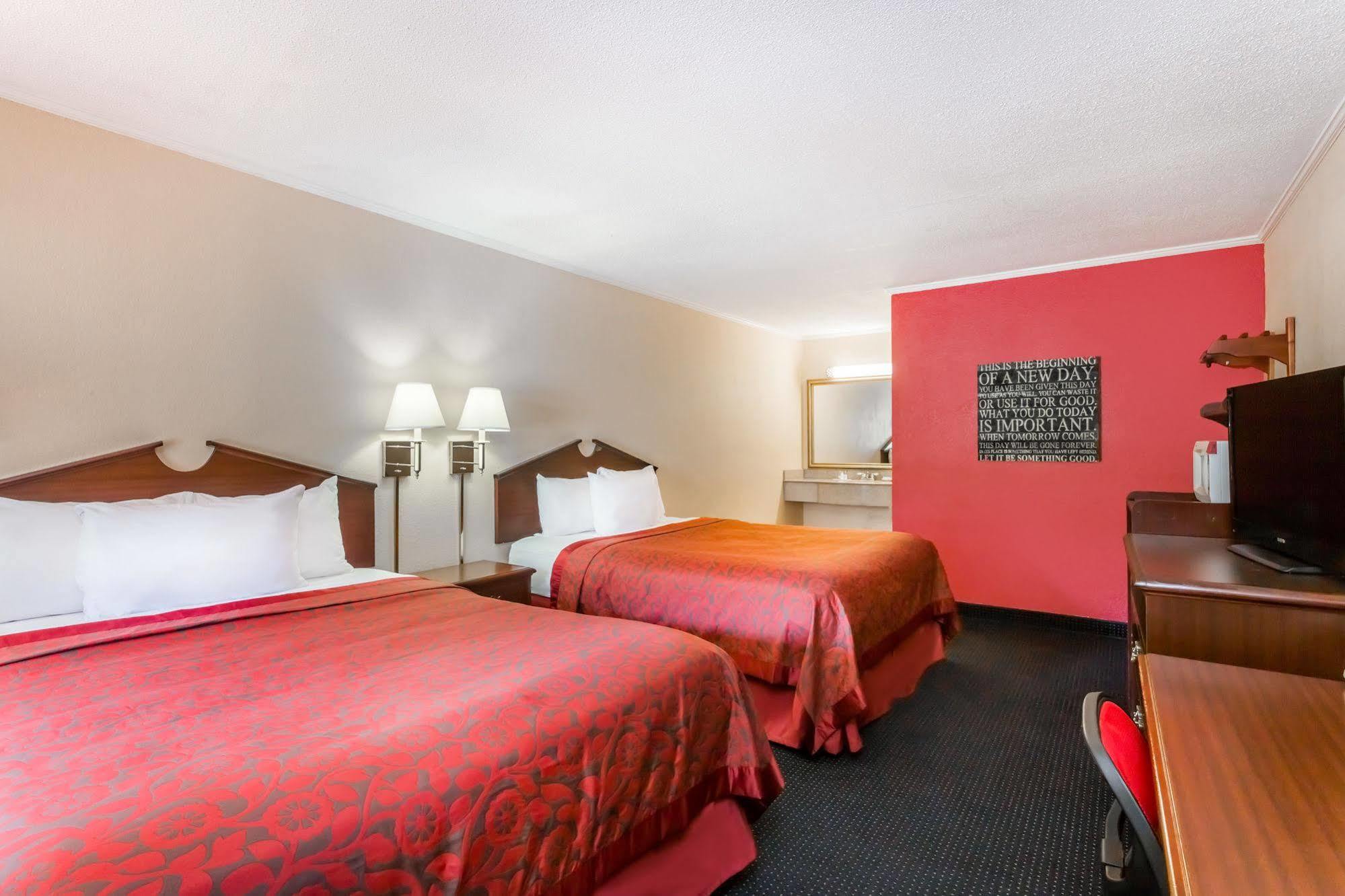 Days Inn By Wyndham Jane Lew Weston Area Zewnętrze zdjęcie